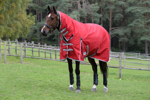 WeatherBeeta ComFiTec Classic Combo Neck Turnout Blanket (220g Medium) in Red with Silver/Navy Trim